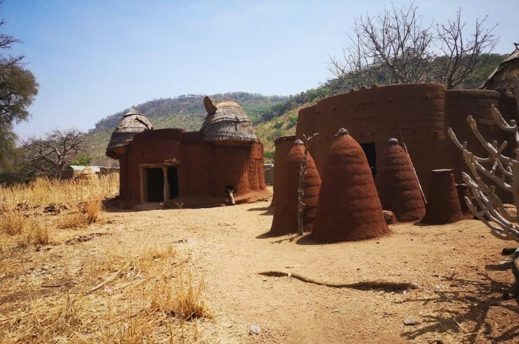 Village traditionnel au Togo — voyage authentique hors des sentiers battus en Afrique de l'Ouest