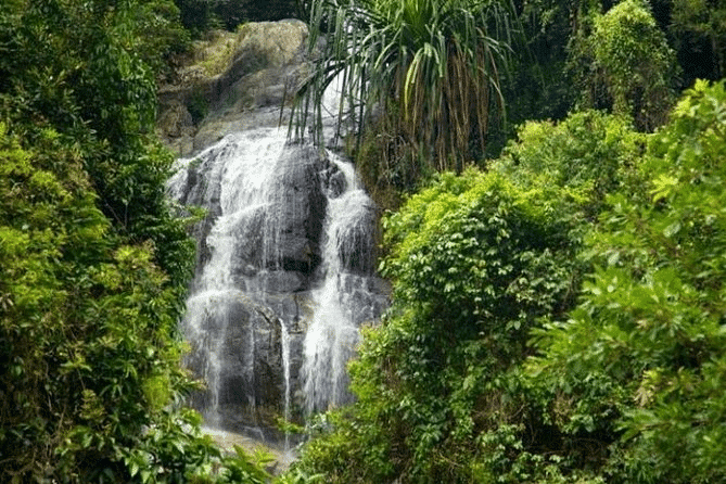 Côte d'Ivoire en octobre — Abidjan et paysages ivoiriens