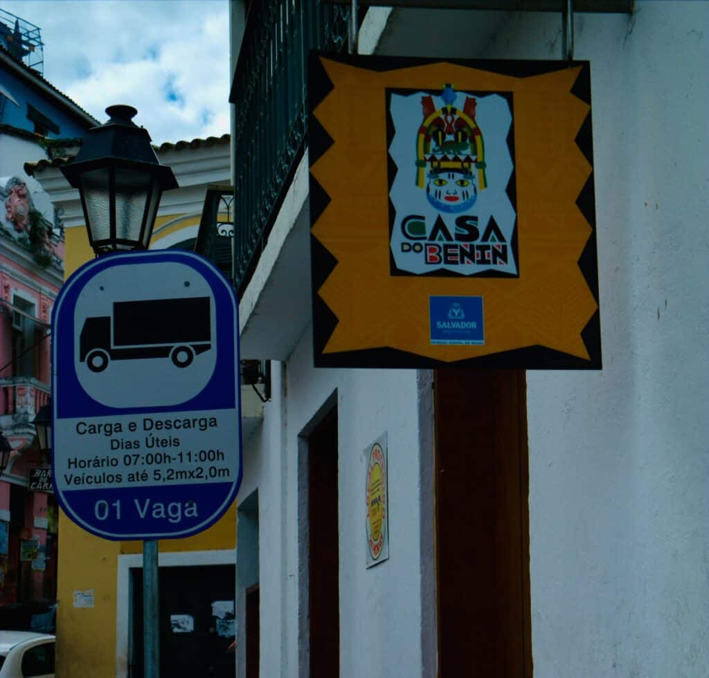 Panneau maison du Brésil à Salvador de Bahia au Brésil